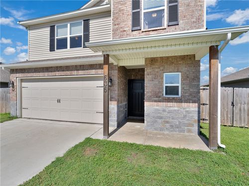 635 Woodcreek Loop, Lowell, AR, 72745-5022 | Card Image