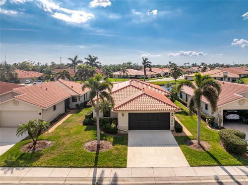 11315 Sw Essex Dr, LAKE SUZY, FL, 34269-9102 | Card Image
