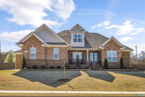 324 Merrydale Dr, Huntsville, AL, 35811-9811 | Card Image