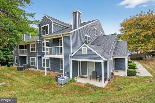 5812-5812 Orchard Hill Ct, CLIFTON, VA, 20124-1060 | Card Image