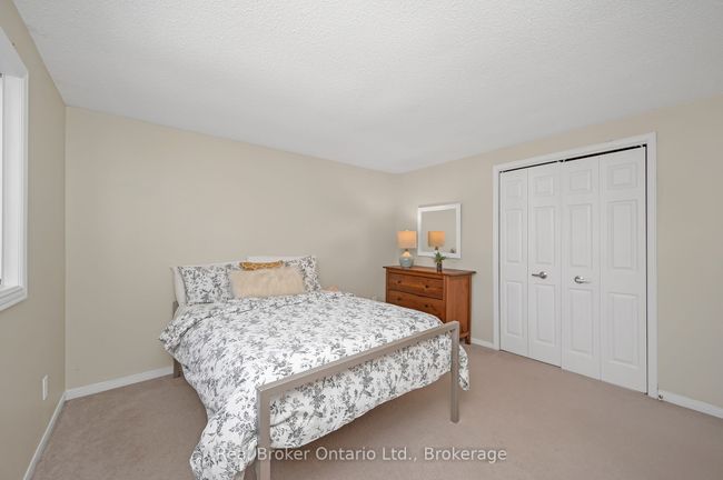 2013 Windy Oaks Dr, House other with 5 bedrooms, 4 bathrooms and 4 parking in Burlington ON | Image 27