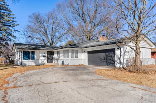 918 Mayfair Pl, Rockford, IL, 61107-3647 | Card Image