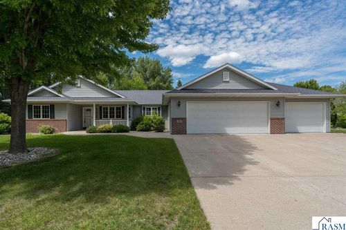 100 Crystal Ln, Mankato, MN, 56001-6777 | Card Image