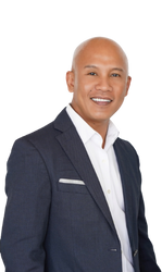 Adonis Curammeng