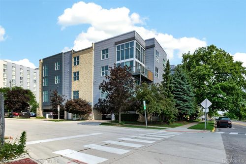 105-614 S Troy St, Royal Oak, MI, 48067-2749 | Card Image