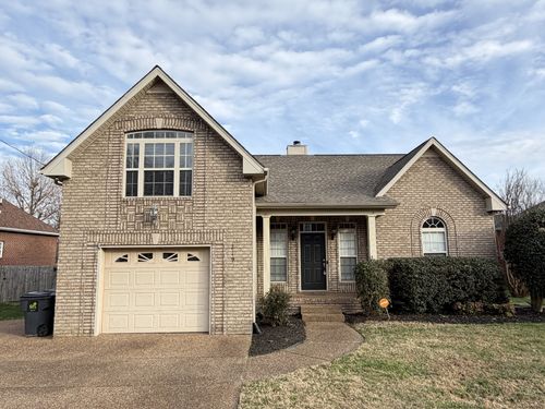 219 Iroquois Dr, White House, TN, 37188-4327 | Card Image