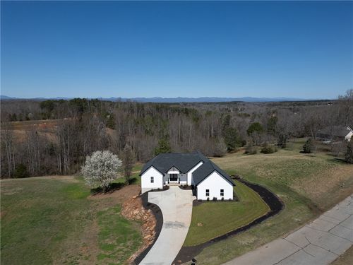 725 Hidden Falls Dr, West Union, SC, 29696-2924 | Card Image