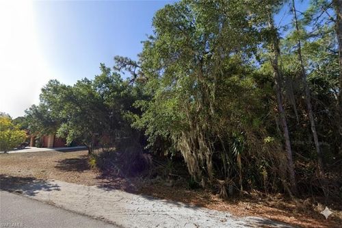 18327 Elgin Ave, Port Charlotte, FL, 33948-6139 | Card Image