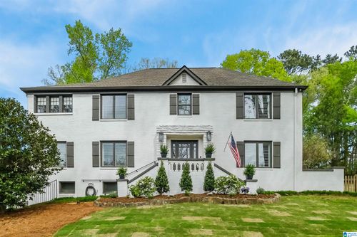 218 Lakeshore Dr, HOMEWOOD, AL, 35209-6706 | Card Image