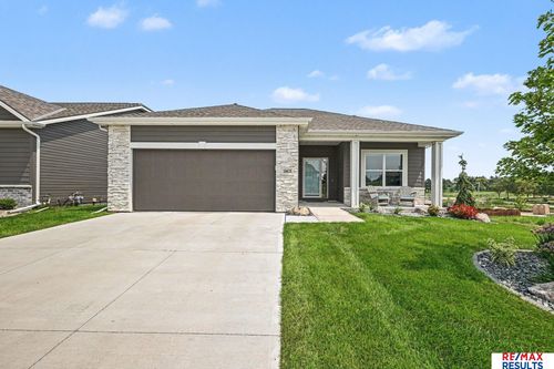 10415 S 209th St, Gretna, NE, 68028-4131 | Card Image