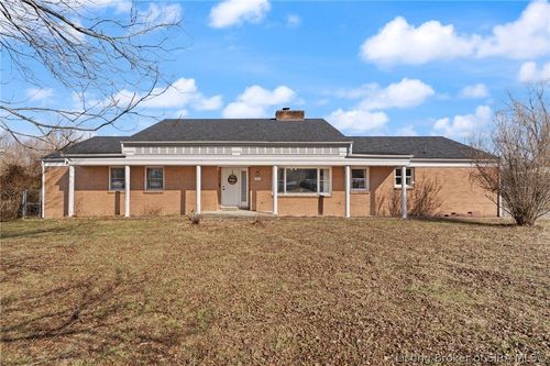 709 S Main St, English, IN, 47118-3513 | Card Image