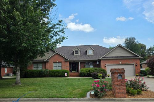180 Peppers Mill Dr, Paducah, KY, 42001-8880 | Card Image