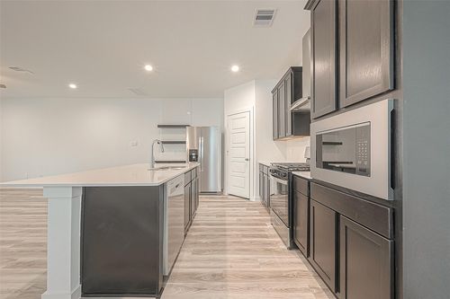 3018 Skyline Mesa Dr, Houston, TX, 77047-2100 | Card Image