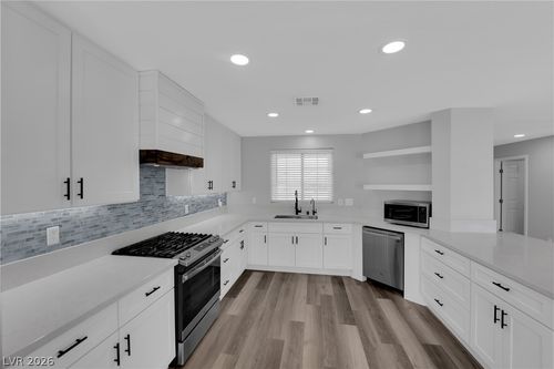 7829 Falling Pines Pl, Las Vegas, NV, 89143-4455 | Card Image
