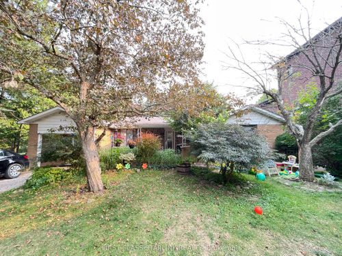 91 Birch Ave, Richmond Hill, ON, L4C6C5 | Card Image