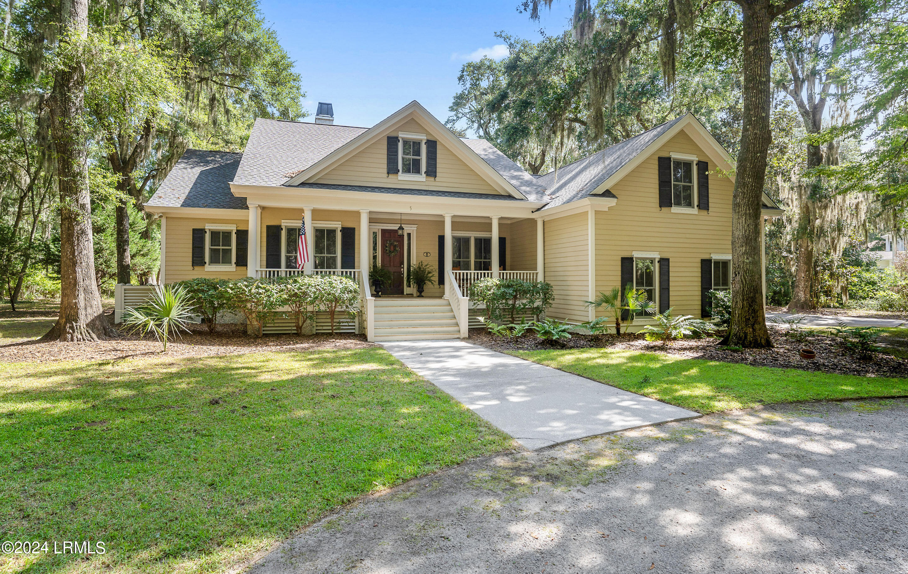 Tuxedo Dr, Beaufort, SC 29907