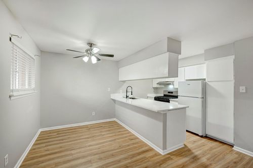 apt-20-1529 Wirt Rd, Houston, TX, 77055-4937 | Card Image