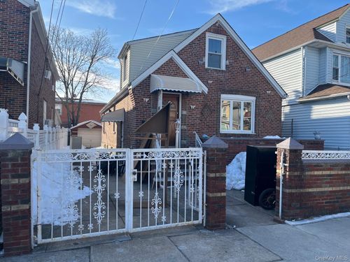 109-60 131st St, S Ozone Park, NY, 11420-1618 | Card Image