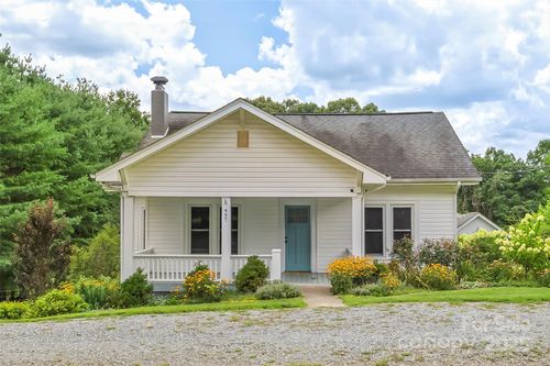 497 Ridge Rd, Marion, NC, 28752-4272 | Card Image