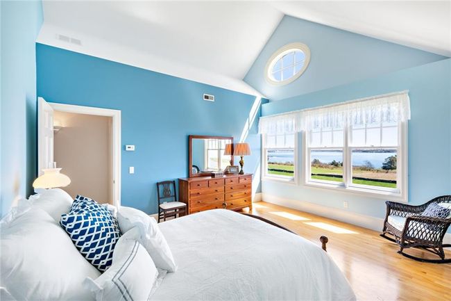 597 Beavertail Rd, Home with 5 bedrooms, 4 bathrooms and 8 parking in Jamestown RI | Image 29