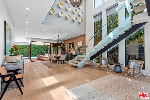 346 N Laurel Ave, LOS ANGELES, CA, 90048-2314 | Card Image