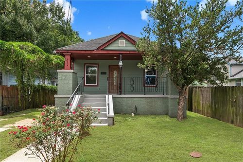 2654 Clover St, New Orleans, LA, 70122-5928 | Card Image