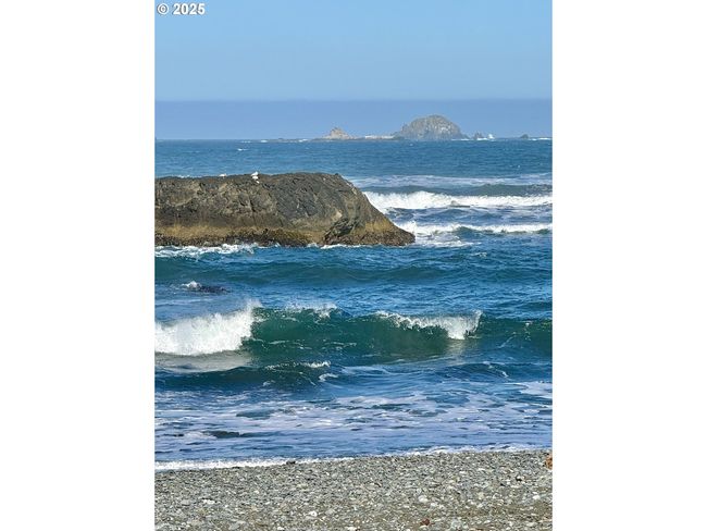 4 - 000 Old Coast Hwy, Home with 0 bedrooms, 0 bathrooms and null parking in Gold Beach OR | Image 15