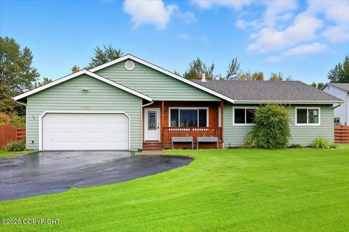 13761 E Hay Wagon Way, Palmer, AK, 99645-9517 | Card Image