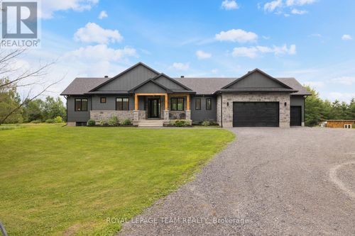 3783 Woodkilton Road, Ottawa, ON, K0A3M0 | Card Image