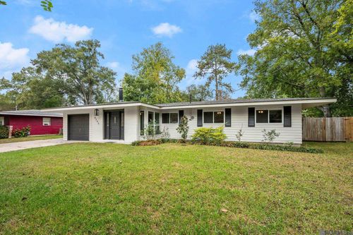 8245 Rainbow Dr, Baton Rouge, LA, 70809-7023 | Card Image