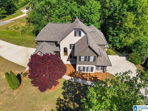 707 Saint Andrews Pkwy, Oneonta, AL, 35121-3580 | Card Image
