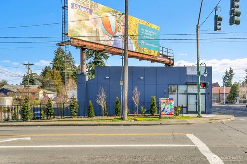 3519 6th Ave, Tacoma, WA, 98406-5403 | Card Image