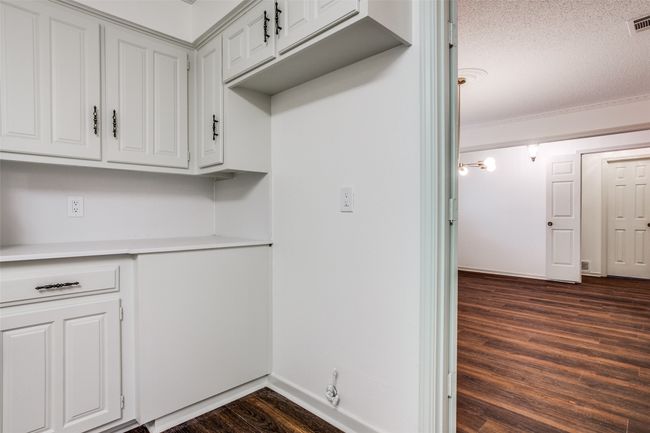 2 Preston Trail Ct, House other with 3 bedrooms, 2 bathrooms and null parking in Pantego TX | Image 11