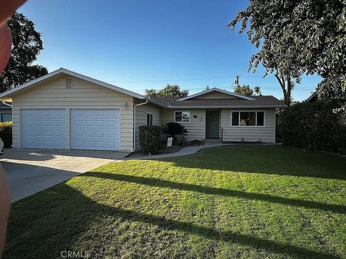1046 W Princeton Avenue, Visalia, CA, 93277 | Card Image