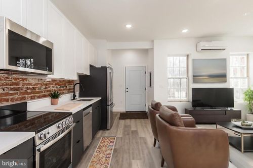 7-212 Catharine St, PHILADELPHIA, PA, 19147-3398 | Card Image