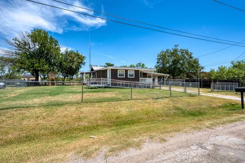 225 E Greencastle Dr, Granite Shoals, TX, 78654-2142 | Card Image