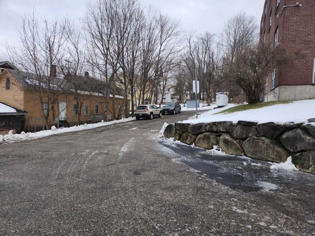 APT-1B - 30 Beech St, Condo with 2 bedrooms, 1 bathrooms and null parking in Bristol NH | Image 39