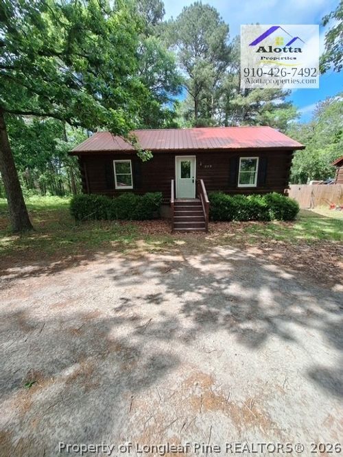 268 W Manchester Rd, Spring Lake, NC, 28390-2306 | Card Image