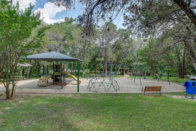 Public park located close to the home | Image 32