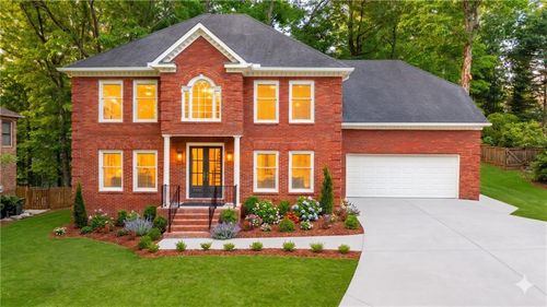 2352 Brittany Ln, Marietta, GA, 30062-5782 | Card Image