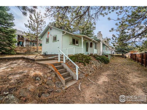 453 Aspen Ave, Estes Park, CO, 80517-7647 | Card Image