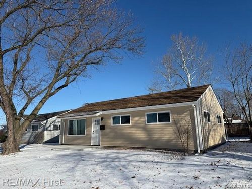 26754 Margaret St, Roseville, MI, 48066-3164 | Card Image