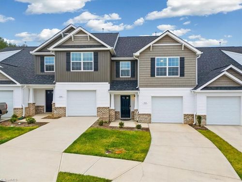 150 Tallwood Dr, Elkin, NC, 28621-2935 | Card Image