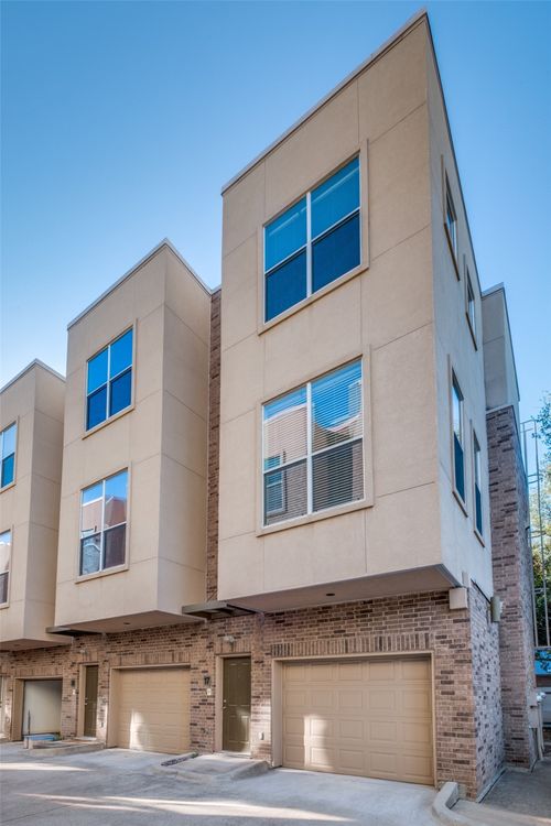 apt-17-4225 Mckinney Ave, Dallas, TX, 75205-4560 | Card Image