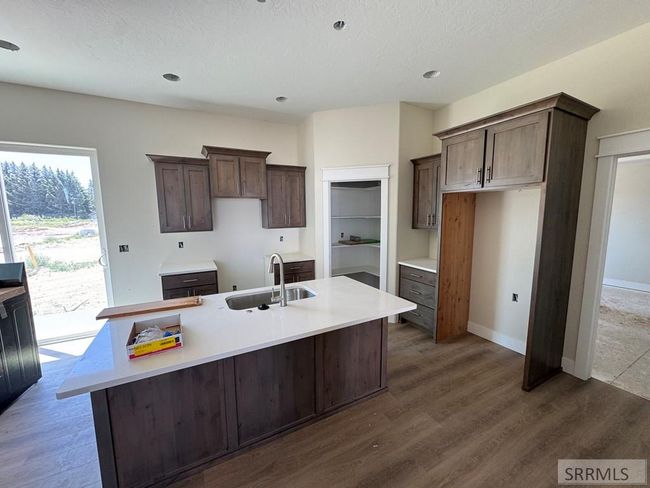 402 Kelton Circle, House other with 3 bedrooms, 2 bathrooms and 3 parking in Shelley ID | Image 4