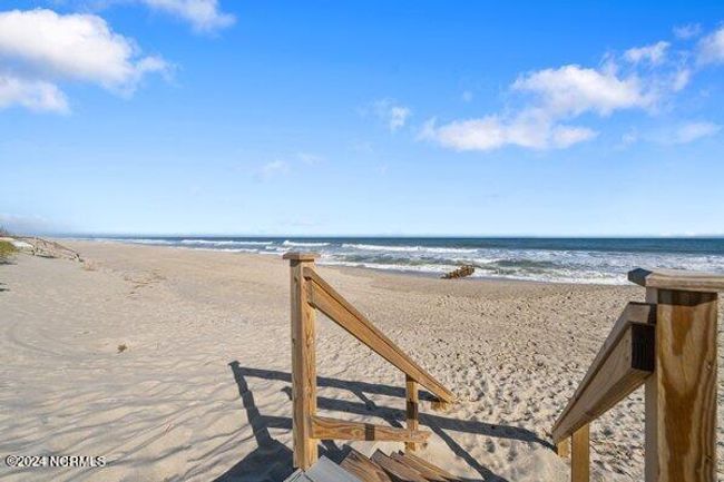 951 Fort Fisher Blvd S, House other with 3 bedrooms, 2 bathrooms and 1 parking in Kure Beach NC | Image 30