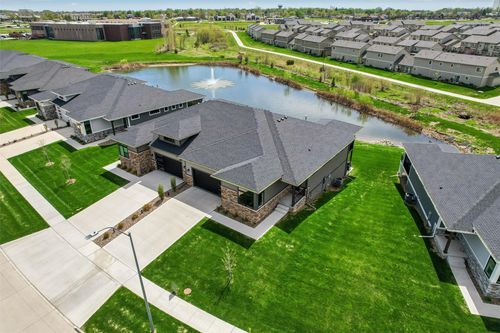 136 Nw Sunrise Dr, Waukee, IA, 50263-8912 | Card Image