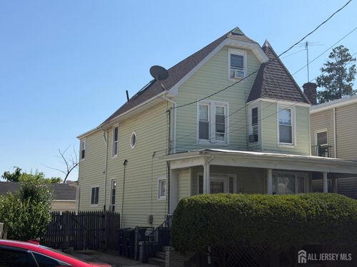 123 Lewis St, Perth Amboy, NJ, 08861-4620 | Card Image