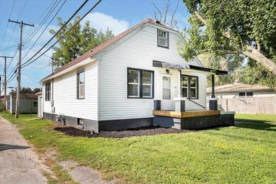 102 E 2 Nd Street, House other with 3 bedrooms, 1 bathrooms and null parking in Fowler IN | Image 2