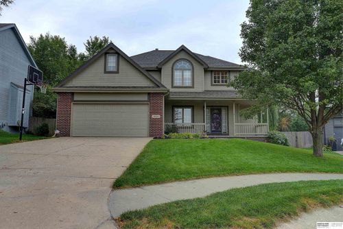 16641 Olive St, Omaha, NE, 68136-2081 | Card Image